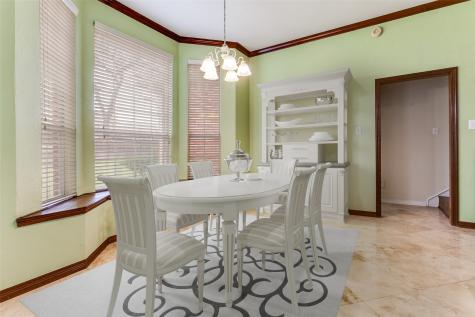1119 Creekwood Drive Garland TX 75044