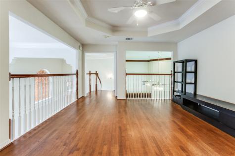 1119 Creekwood Drive Garland TX 75044
