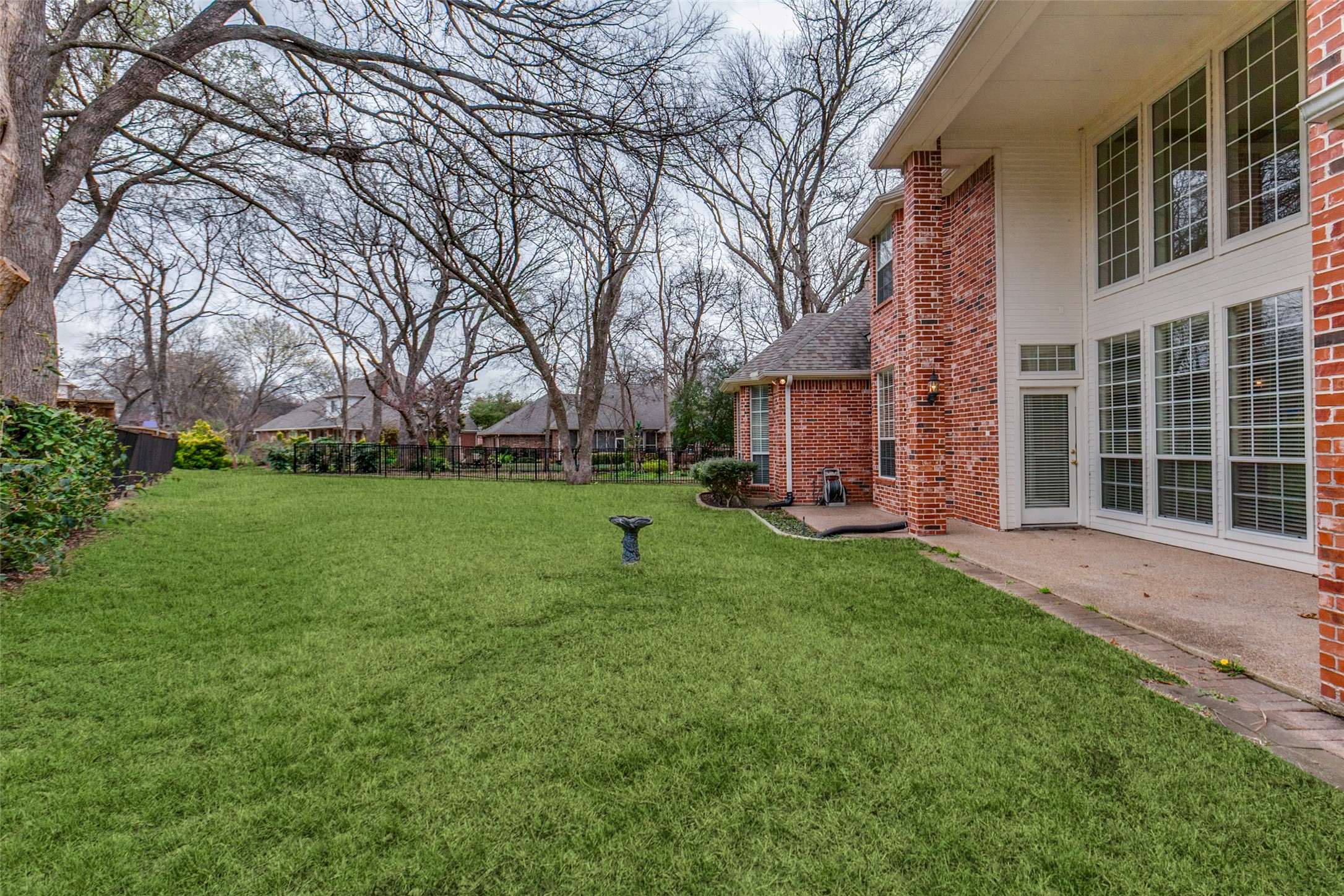 1119 Creekwood Drive Garland TX 75044