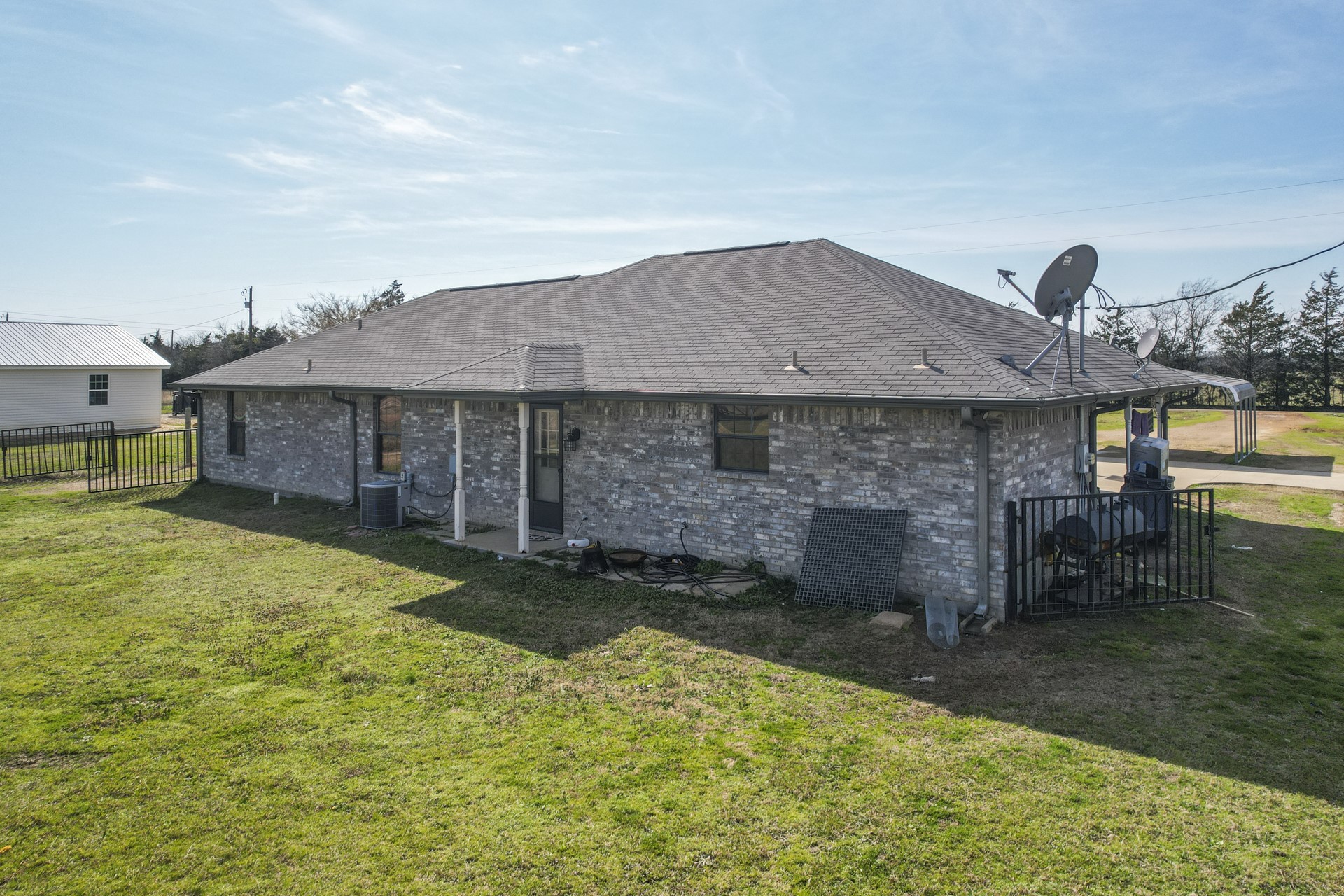 1960 County Road 1030 Mount Vernon TX 75457