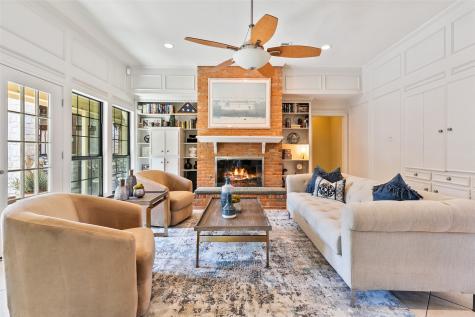 9243 Dove Meadow Drive Dallas TX 75243