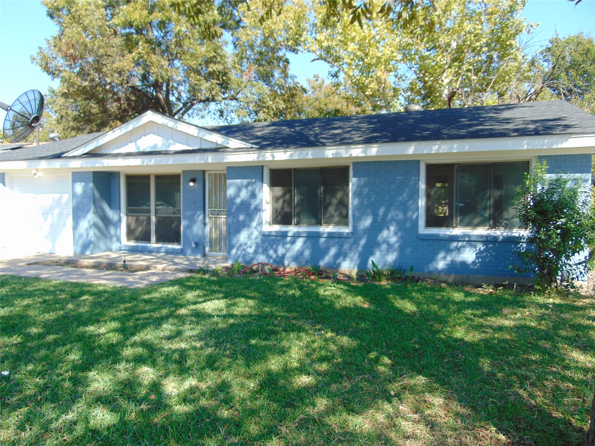 729 Goldwood Drive Dallas TX 75232