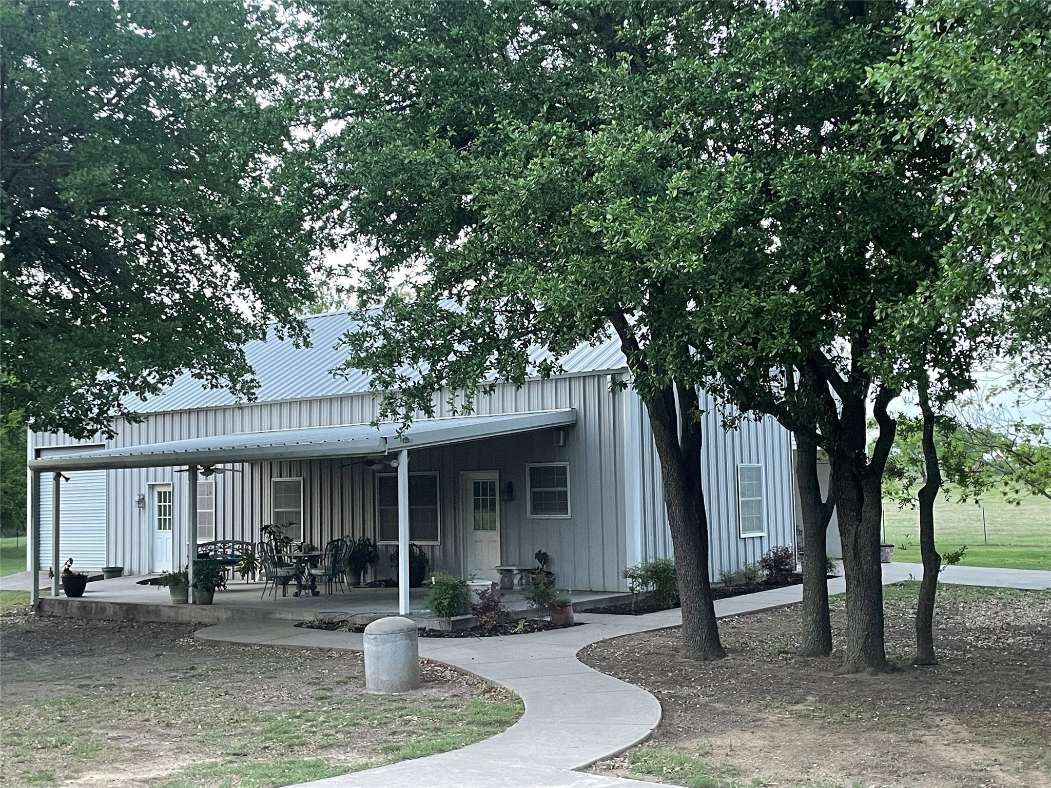 942 Diana Lane Stephenville TX 76401