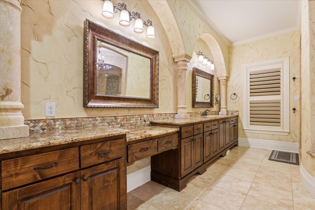 10020 Hidden Bluff Waco TX 76657