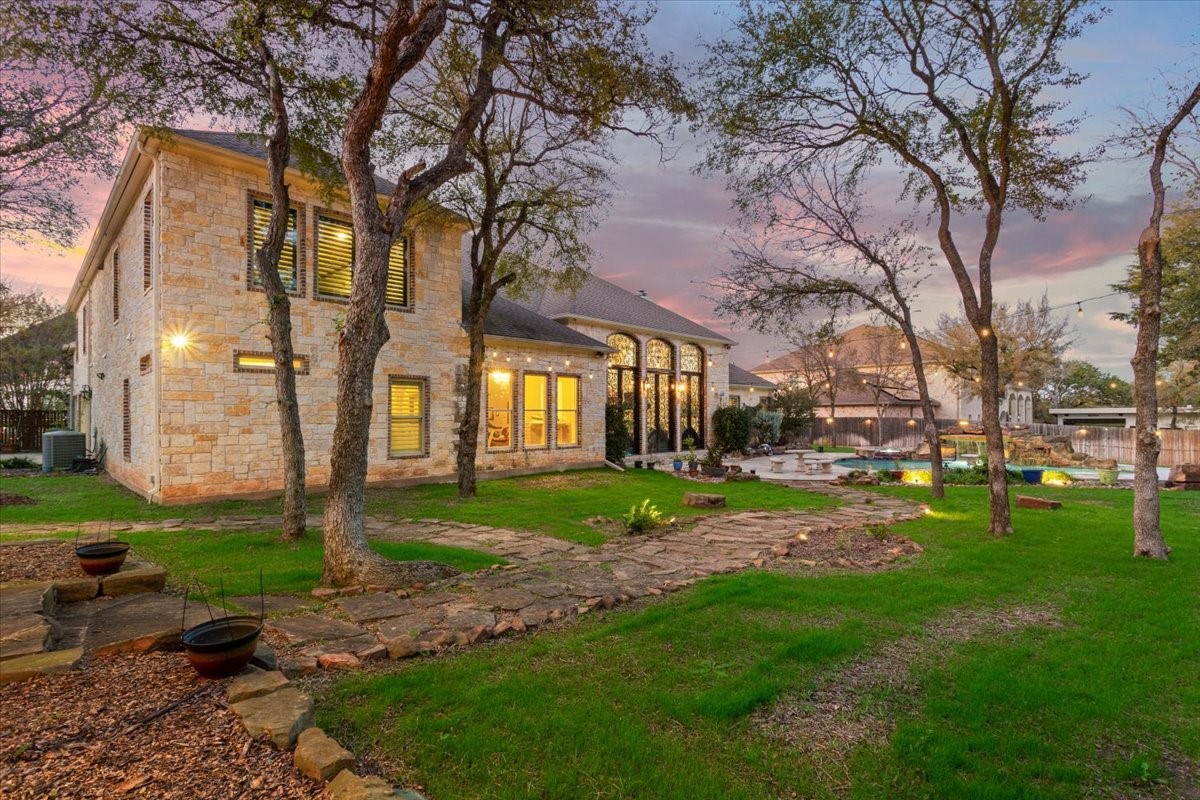 10020 Hidden Bluff Waco TX 76657