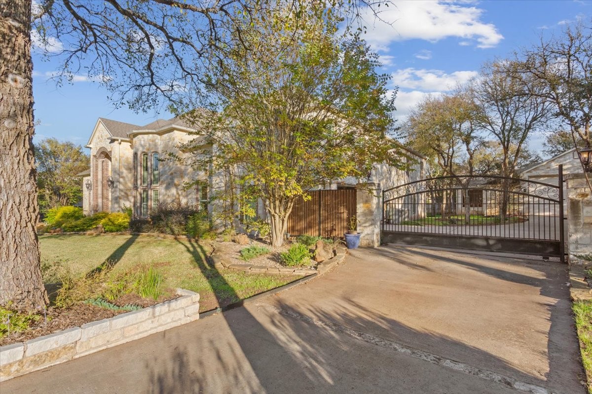 10020 Hidden Bluff Waco TX 76657