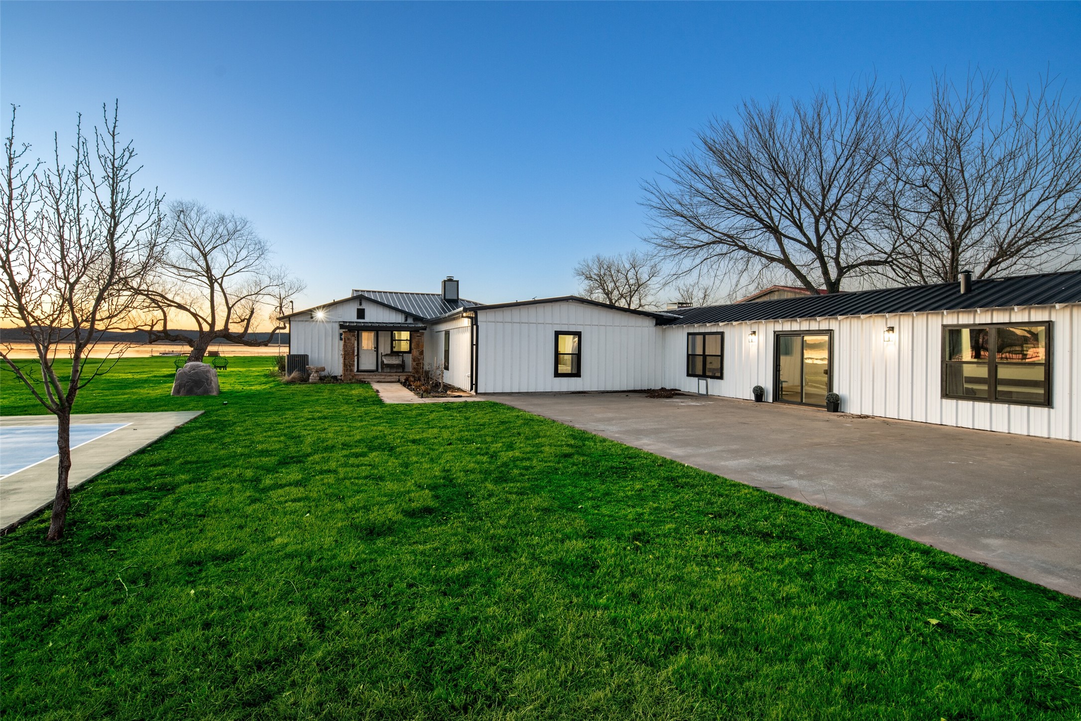 1169 Willow Road Graford TX 76449