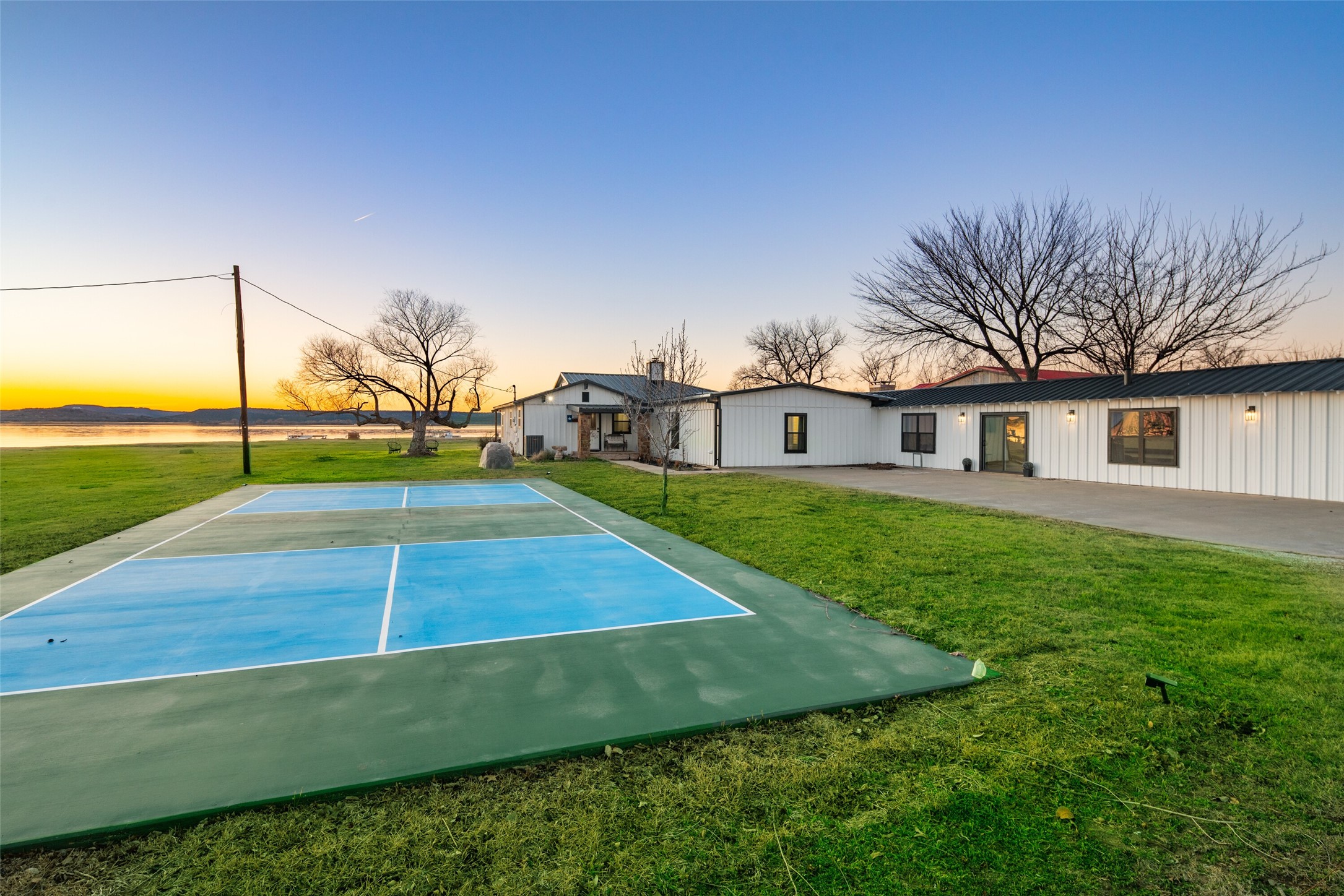1169 Willow Road Graford TX 76449