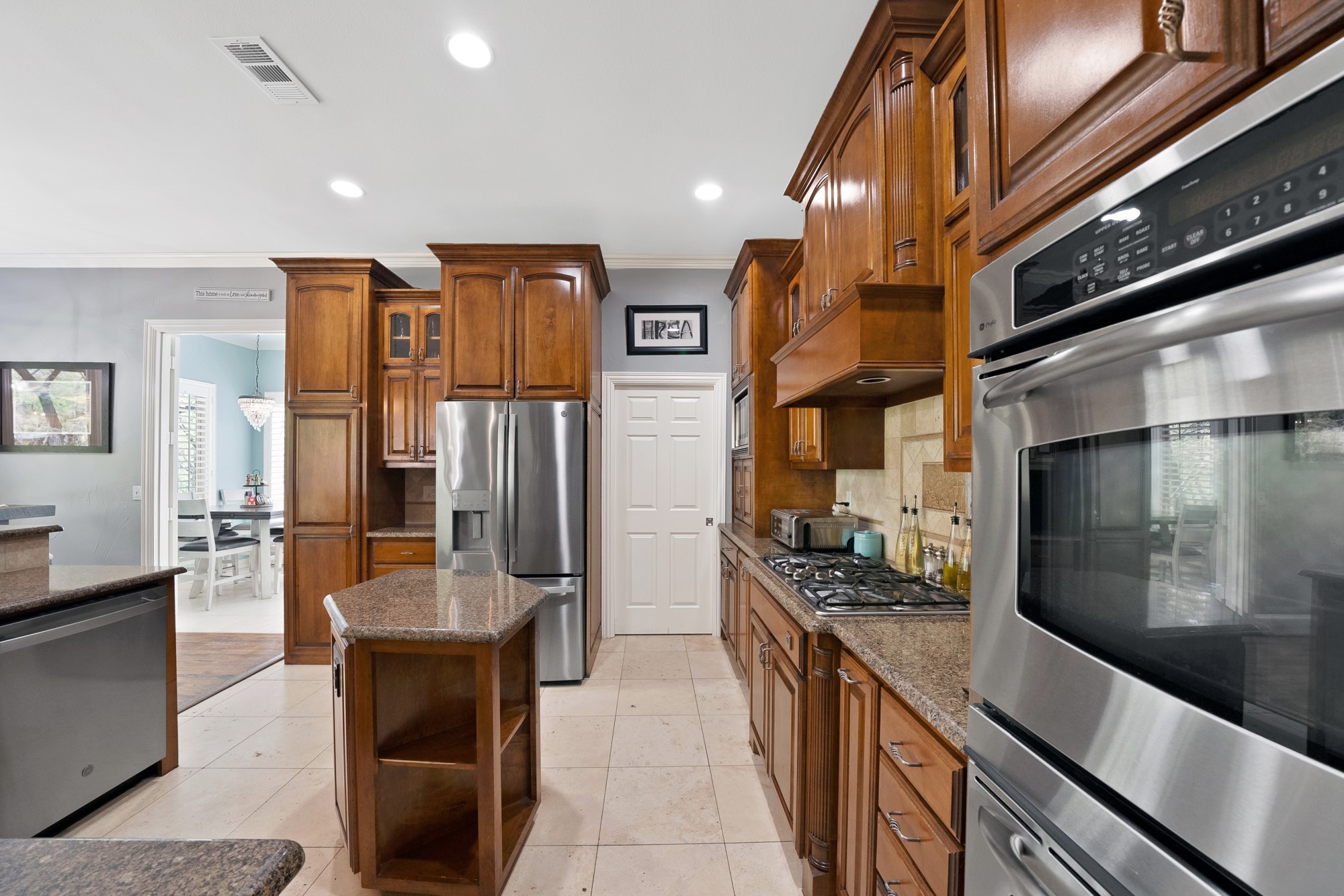 621 Diamond Point Drive Oak Point TX 75068