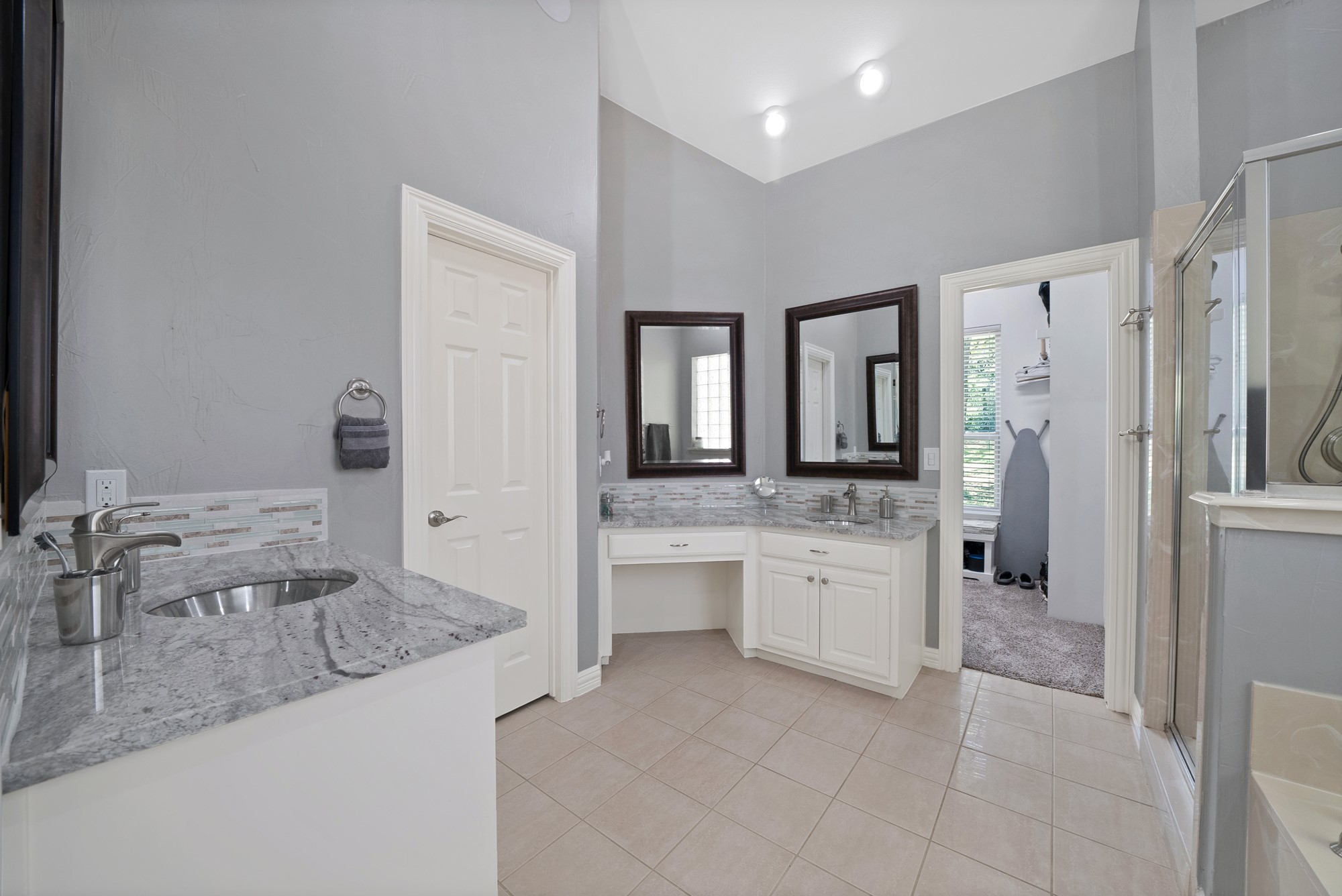 621 Diamond Point Drive Oak Point TX 75068