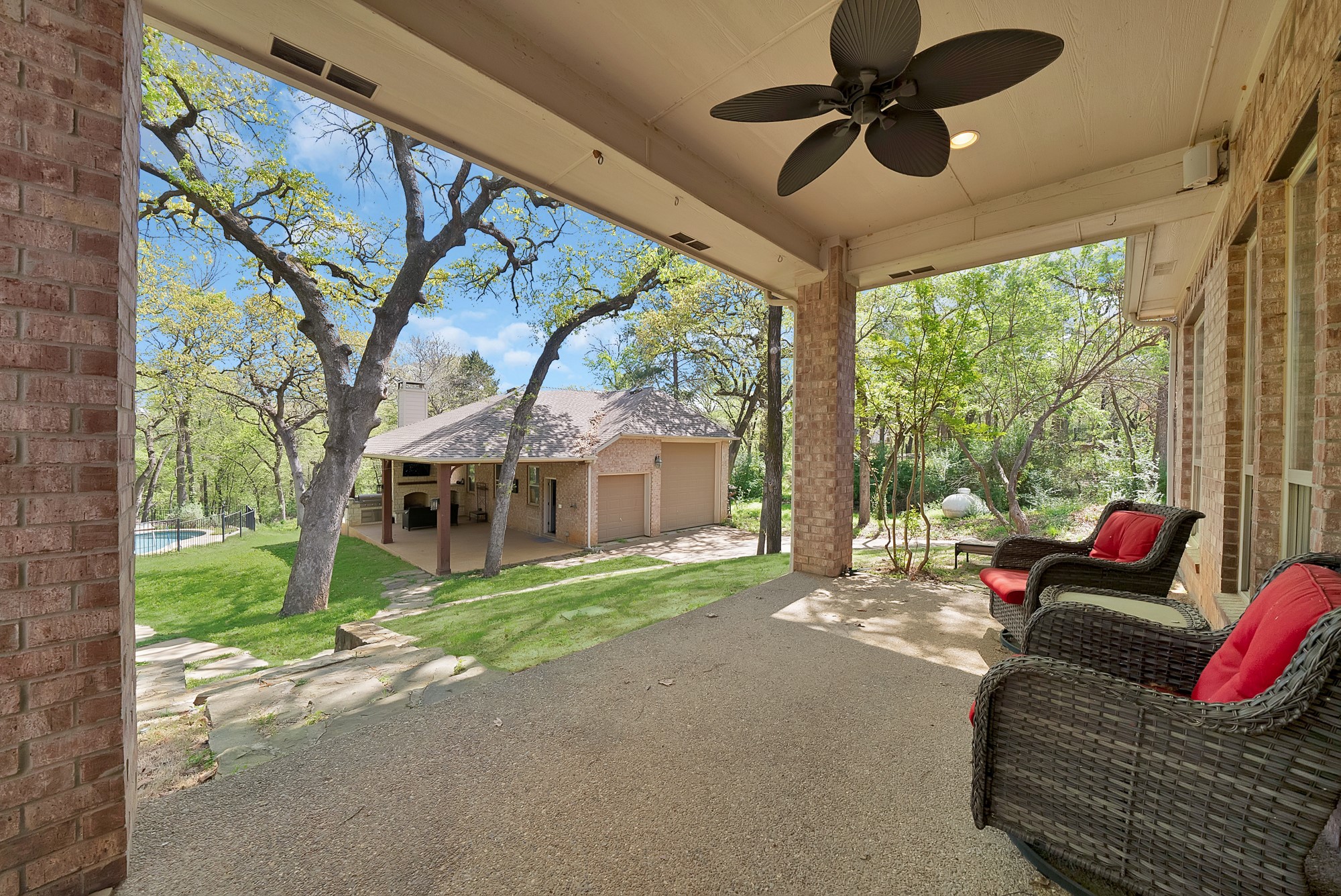 621 Diamond Point Drive Oak Point TX 75068