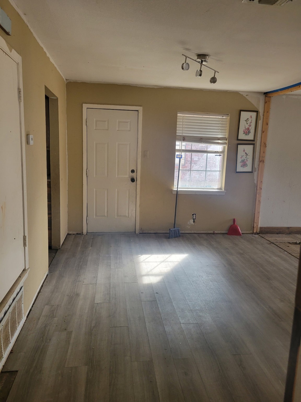 2135 40th Street SE Paris TX 75460