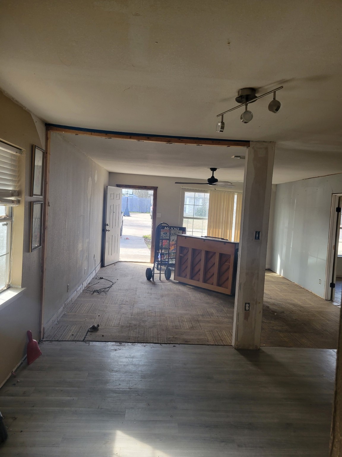 2135 40th Street SE Paris TX 75460