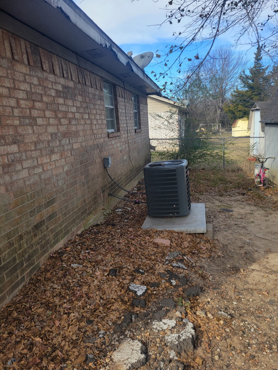 2135 40th Street SE Paris TX 75460
