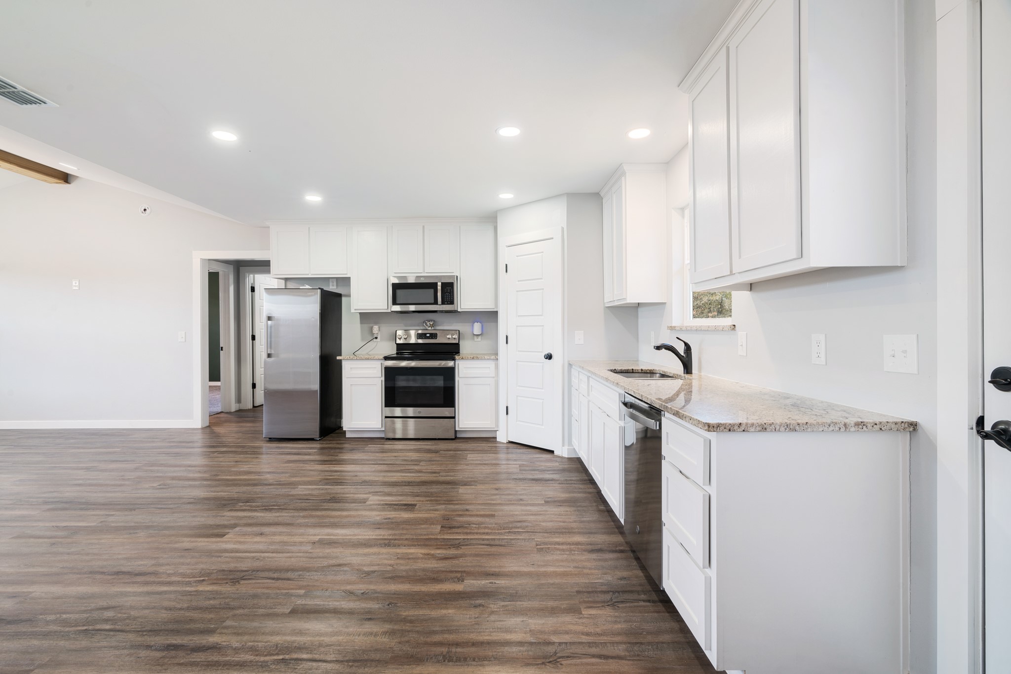 400 Private Road 43790 Paris TX 75462