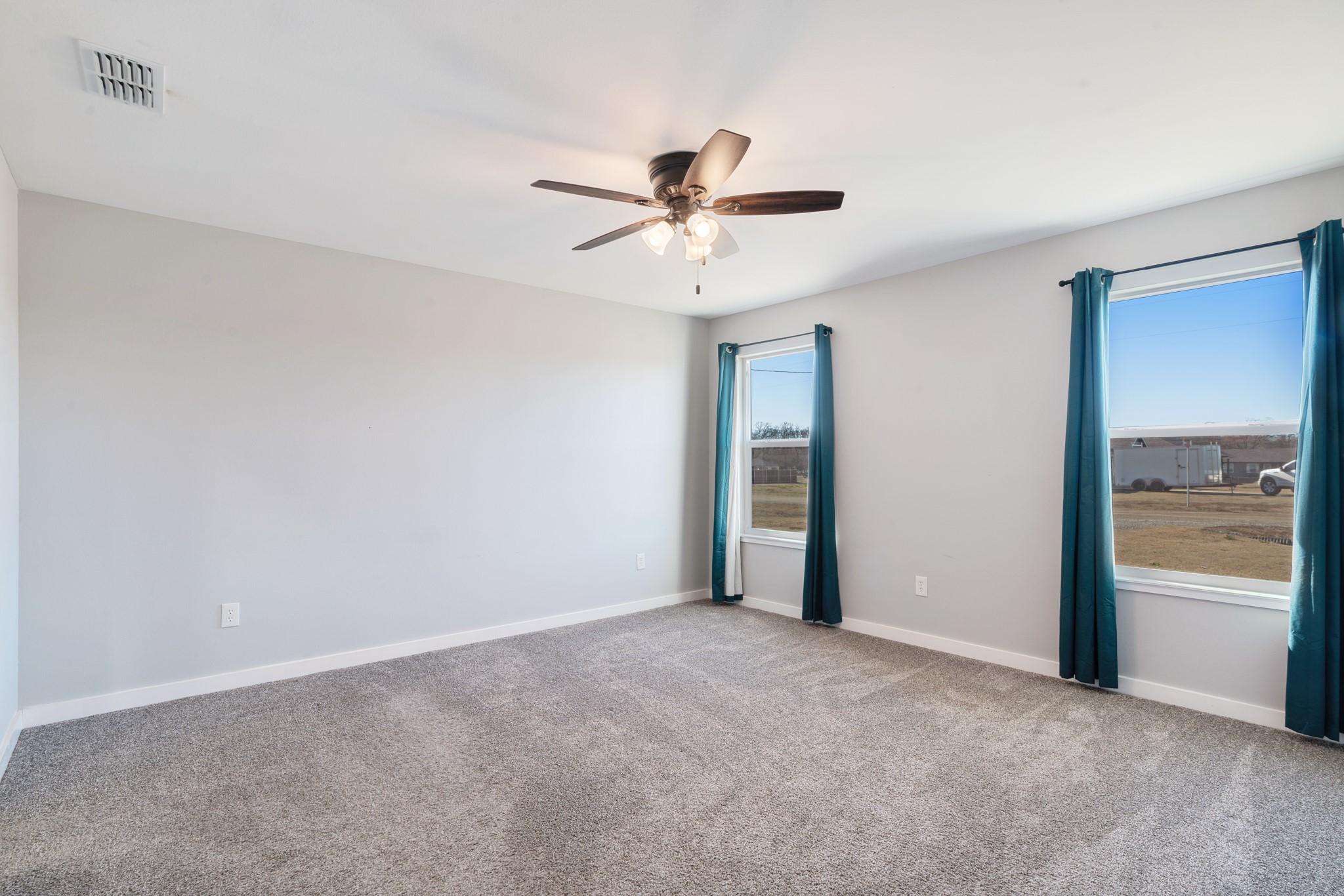 400 Private Road 43790 Paris TX 75462