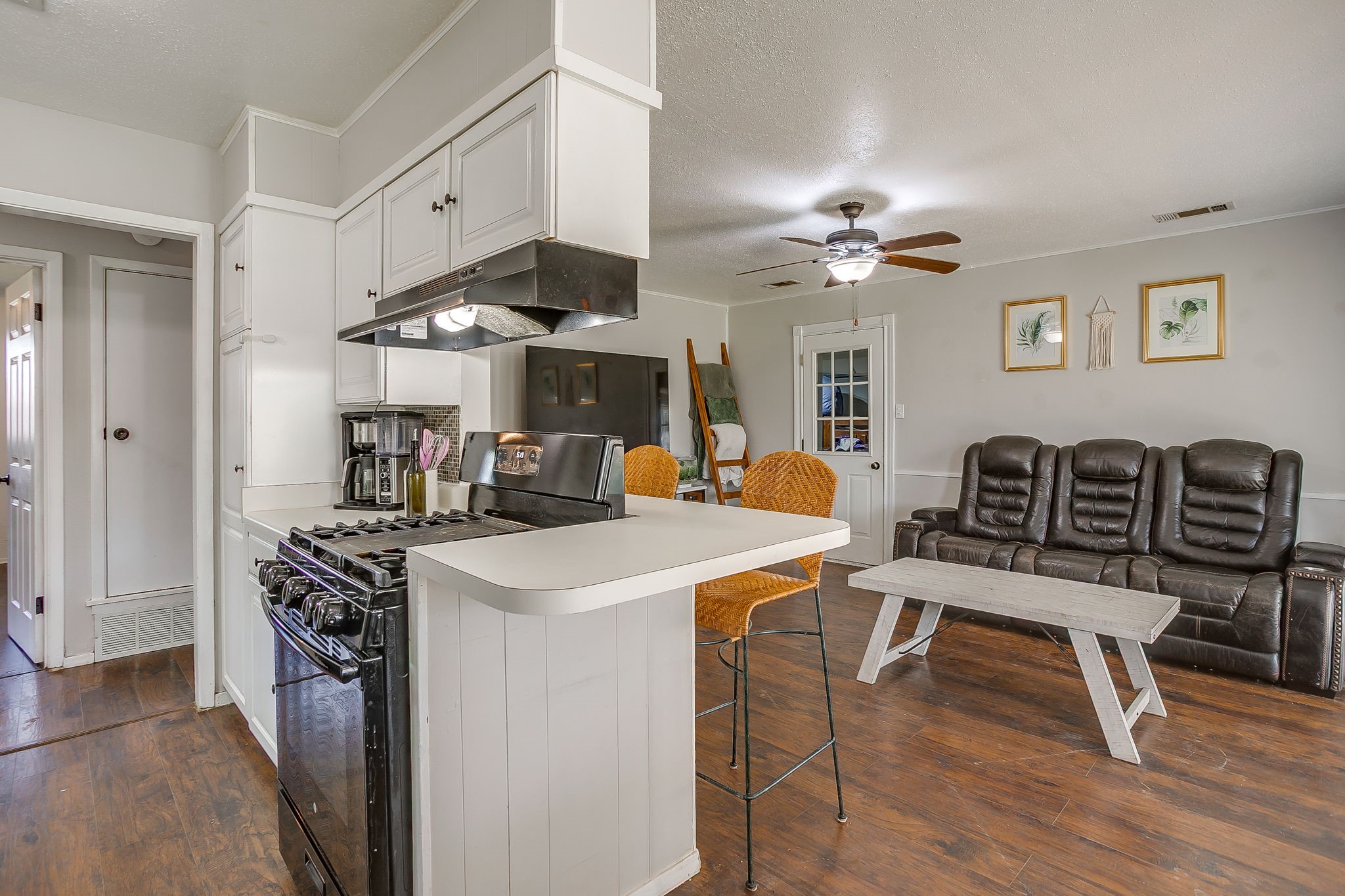 540 Mound Street Burleson TX 76028