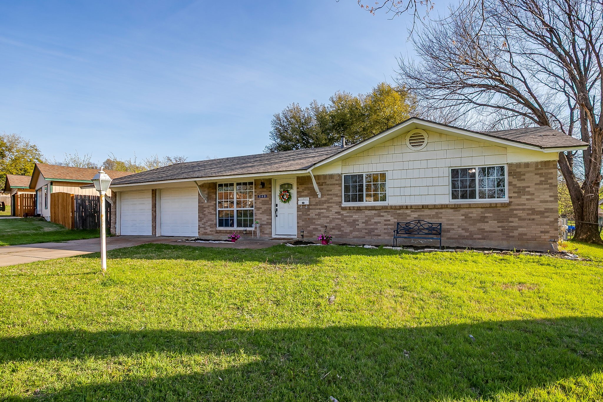 540 Mound Street Burleson TX 76028