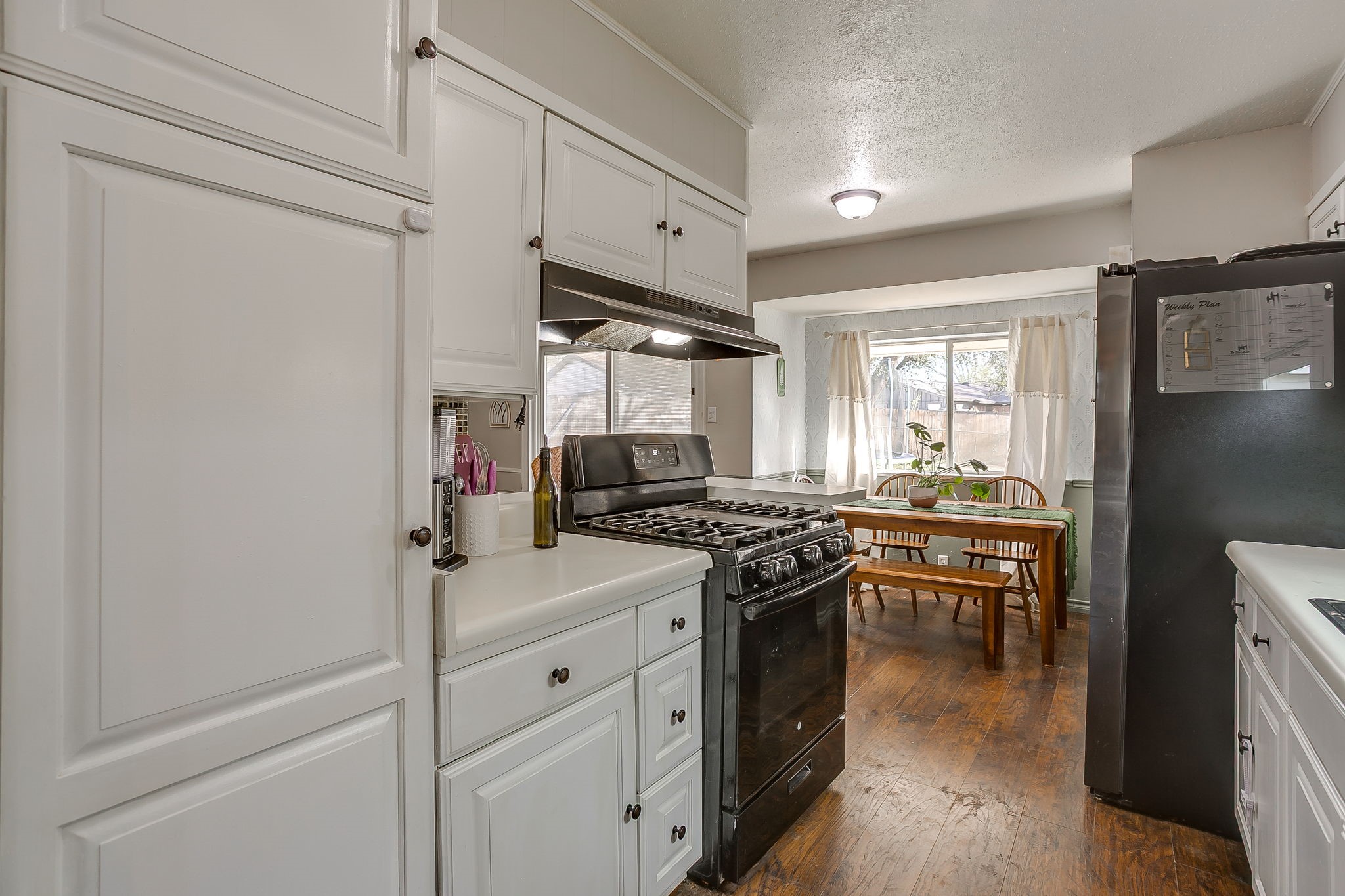 540 Mound Street Burleson TX 76028