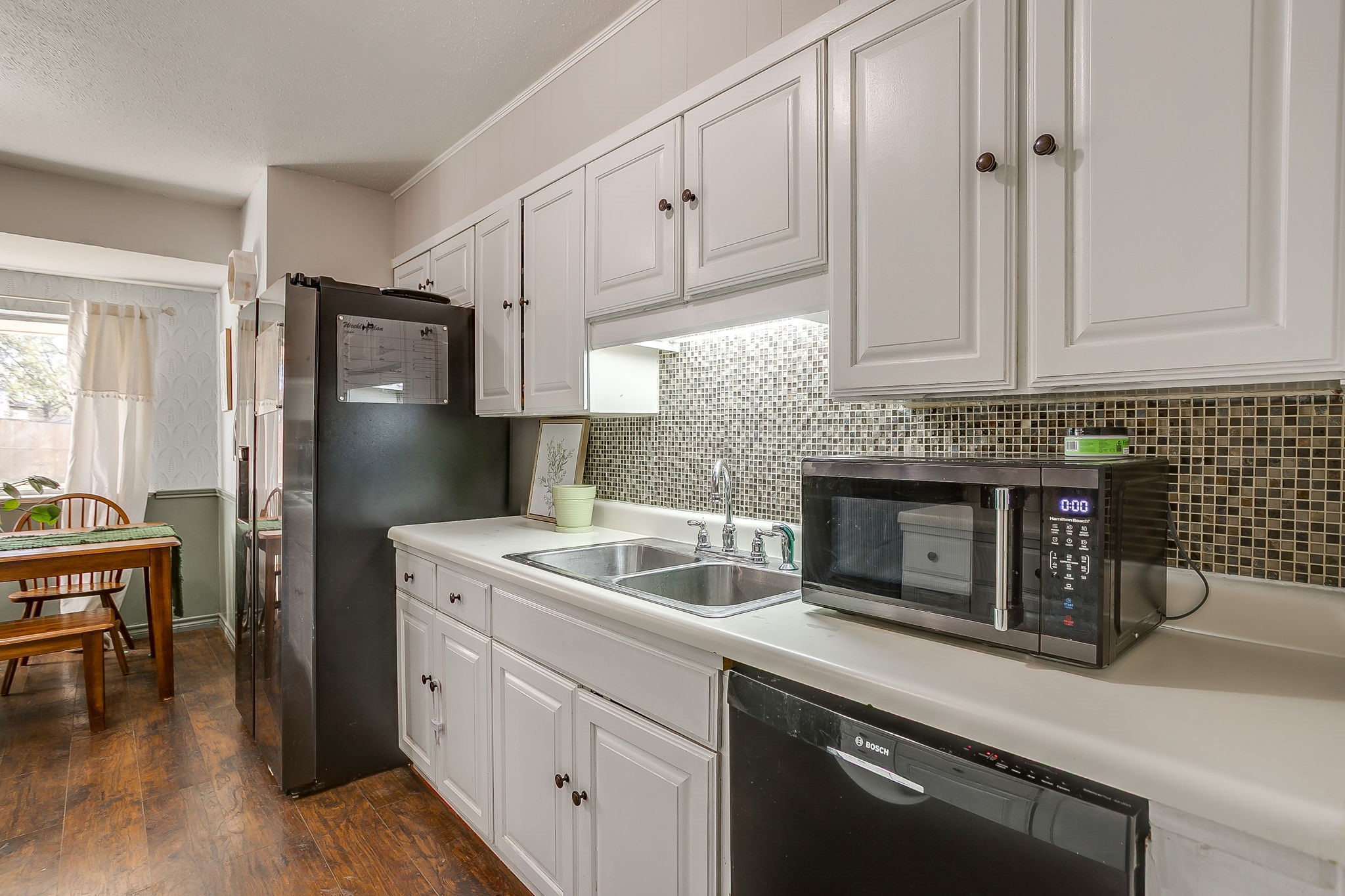 540 Mound Street Burleson TX 76028