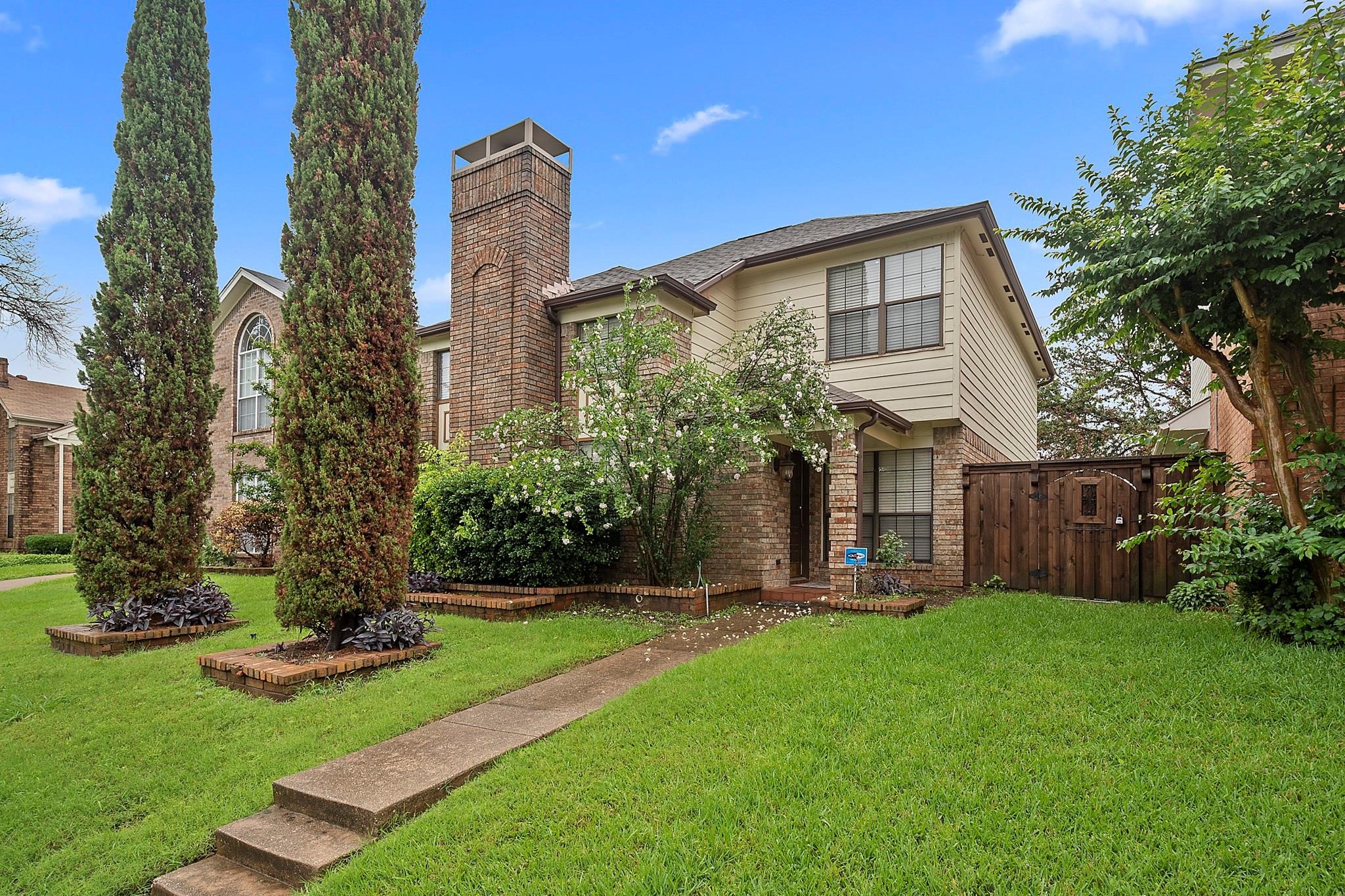 1922 Pinecrest Drive Carrollton TX 75010