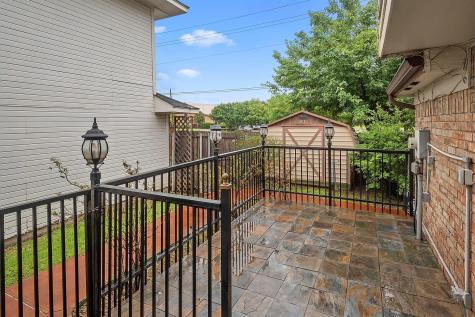 1922 Pinecrest Drive Carrollton TX 75010