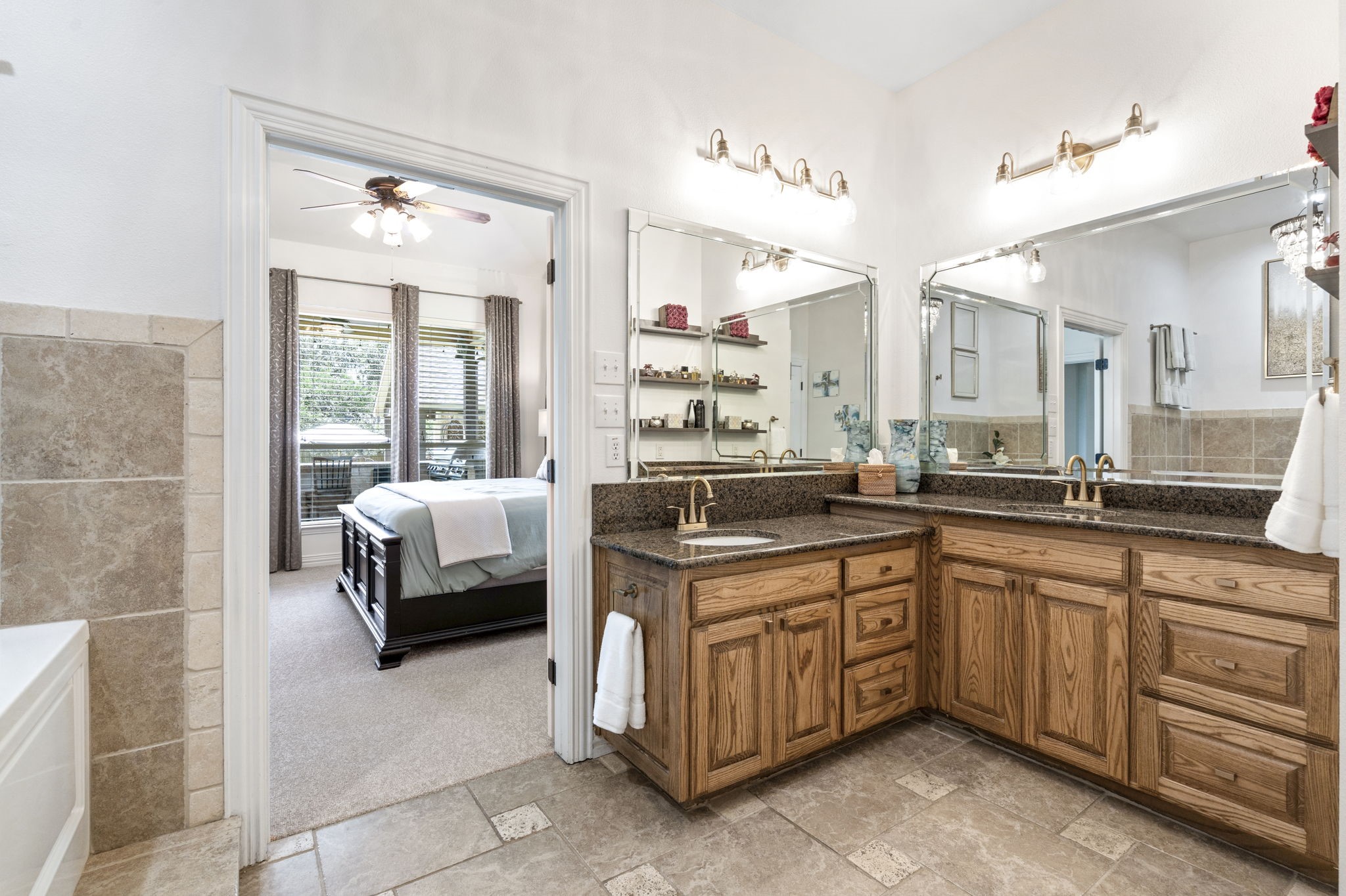 6506 Colonial Drive Granbury TX 76049