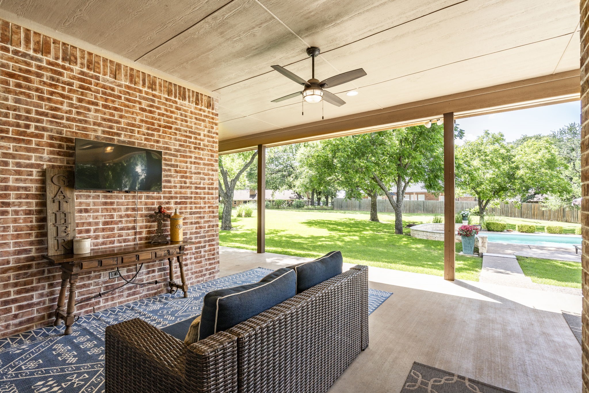 6506 Colonial Drive Granbury TX 76049