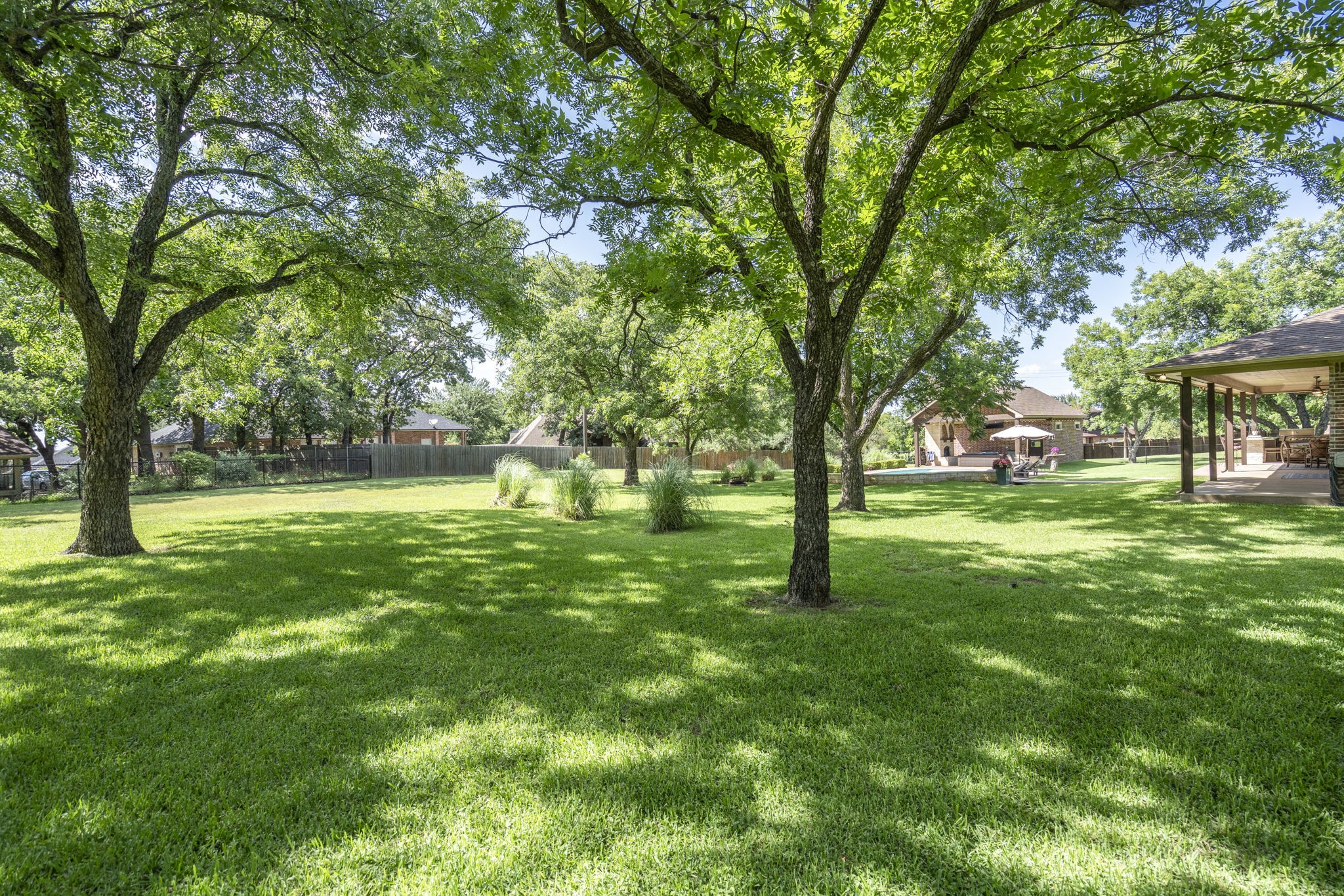 6506 Colonial Drive Granbury TX 76049