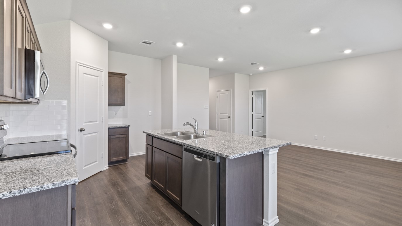 3311 Melissa Lane Ennis TX 75119
