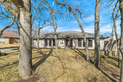 2700 Wooded Acres Court Arlington TX 76016