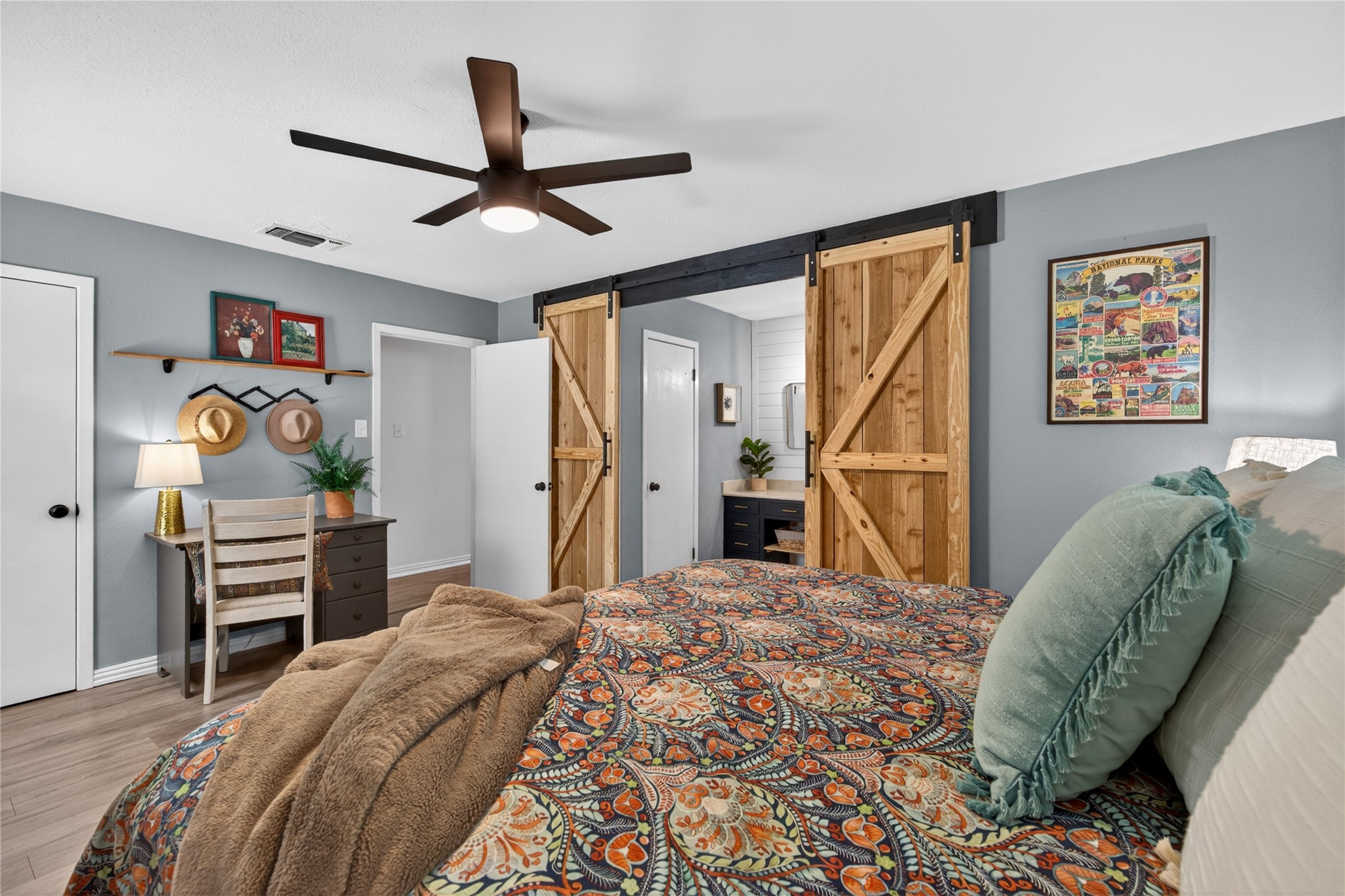 1917 Mesquite Trail Hurst TX 76054