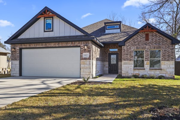 612 N Us Highway 69 Celeste TX 75423