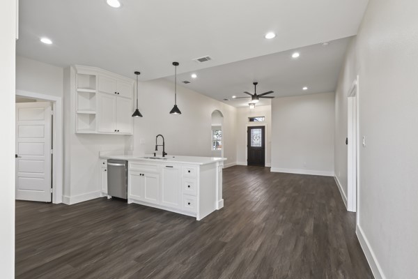 612 N Us Highway 69 Celeste TX 75423