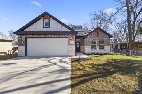 612 N Us Highway 69 Celeste TX 75423