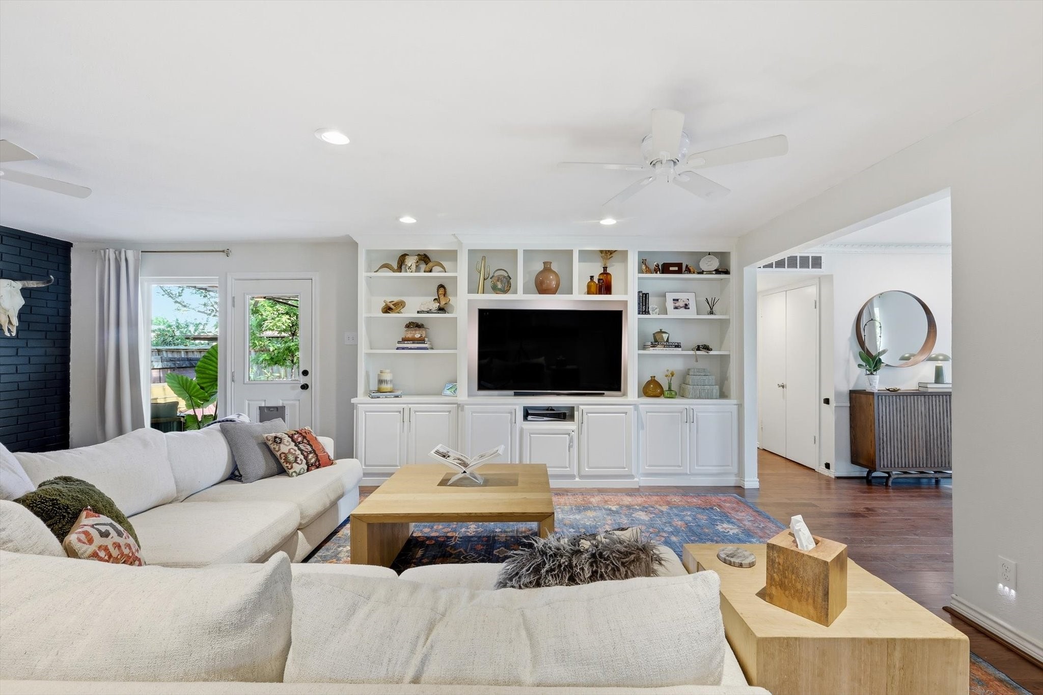 3910 Mobile Drive Garland TX 75041