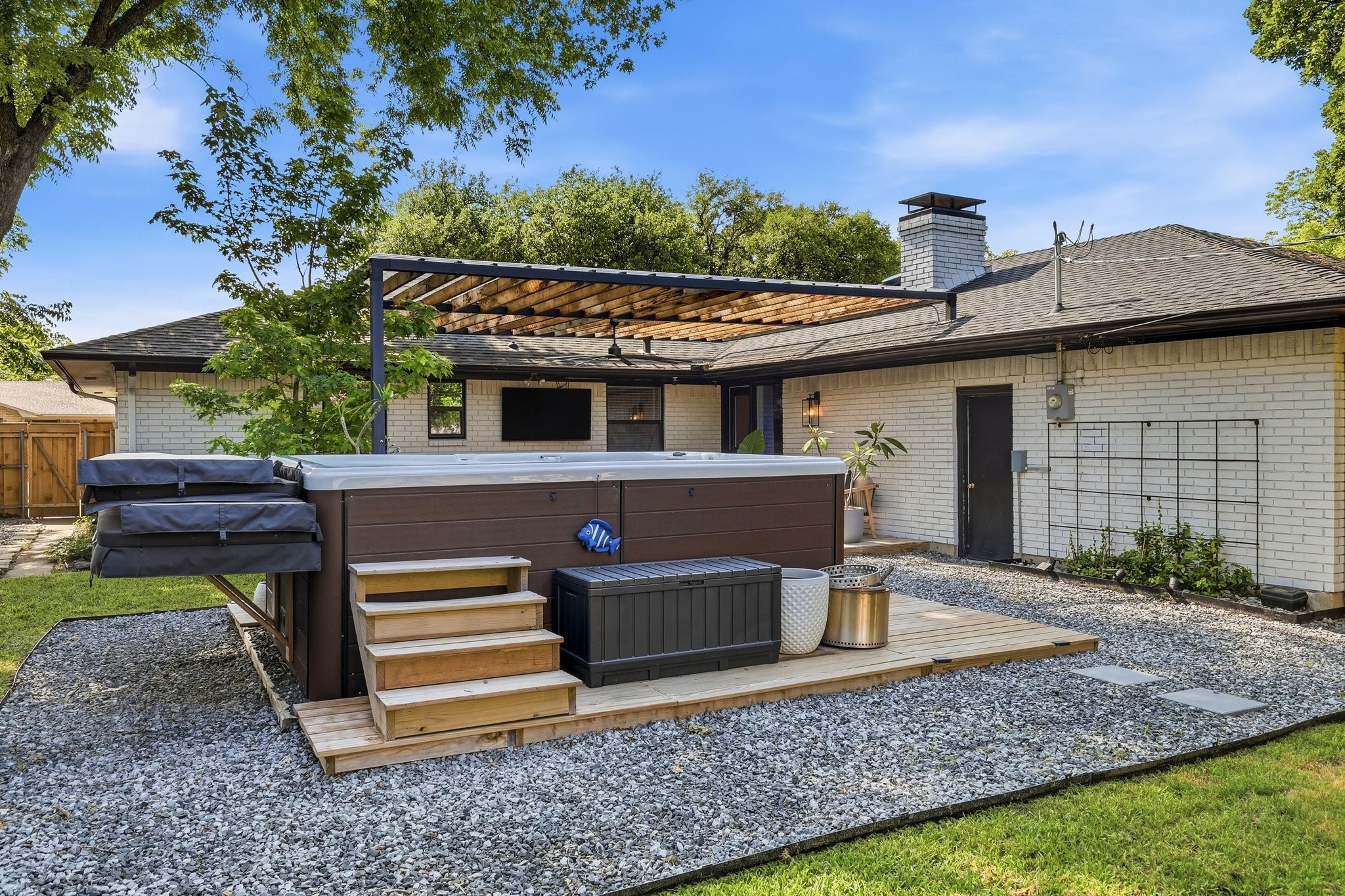 3910 Mobile Drive Garland TX 75041