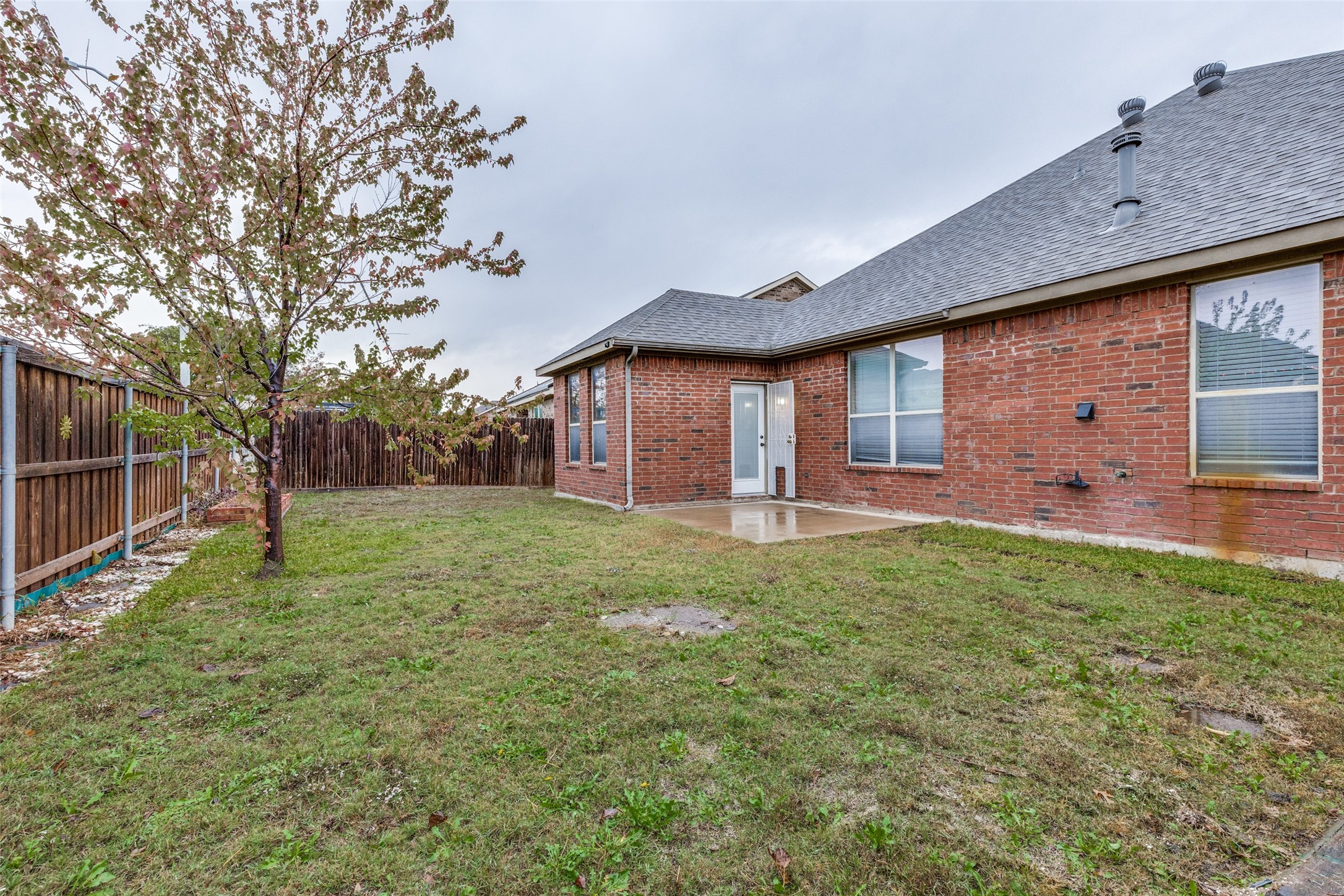 917 John Kennedy Drive Saginaw TX 76179