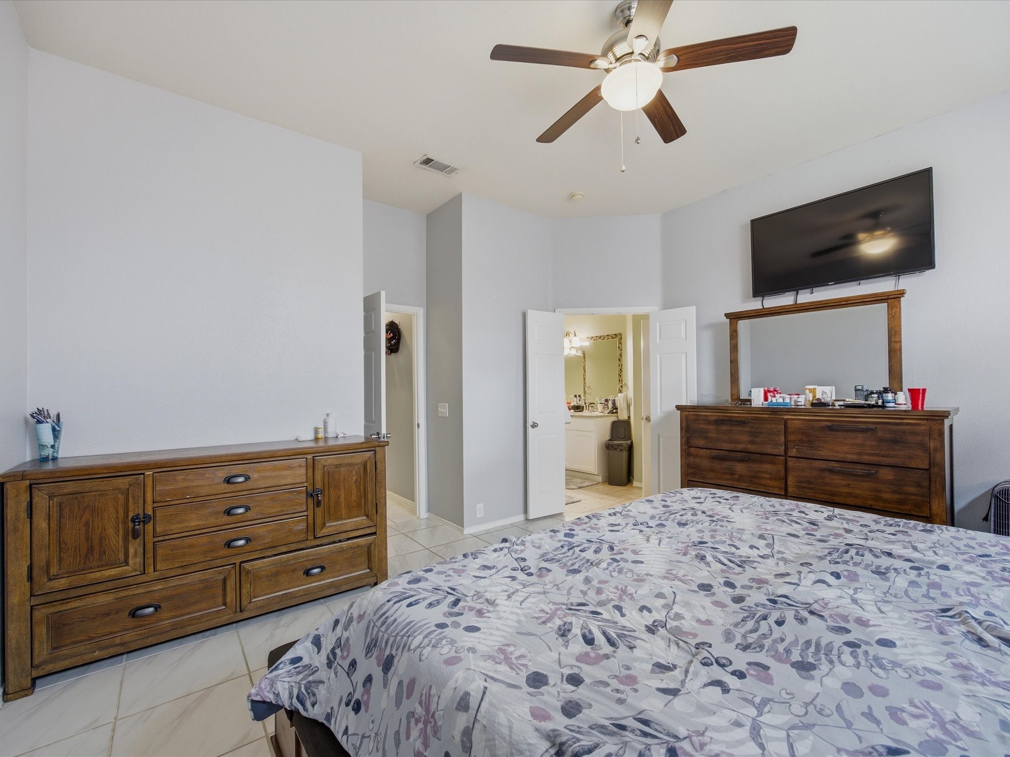 2101 Oak Manor Drive Bedford TX 76021