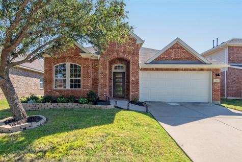 1204 Egret Court Little Elm TX 75068