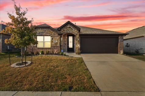 1105 Nighthawk Trail Alvarado TX 76009