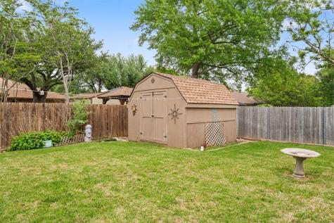 1409 Circle Lane Bedford TX 76022