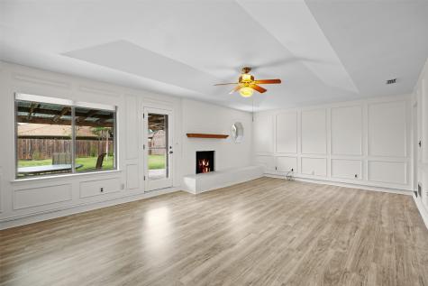 1409 Circle Lane Bedford TX 76022