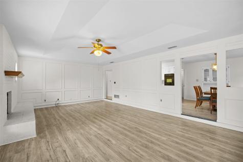 1409 Circle Lane Bedford TX 76022