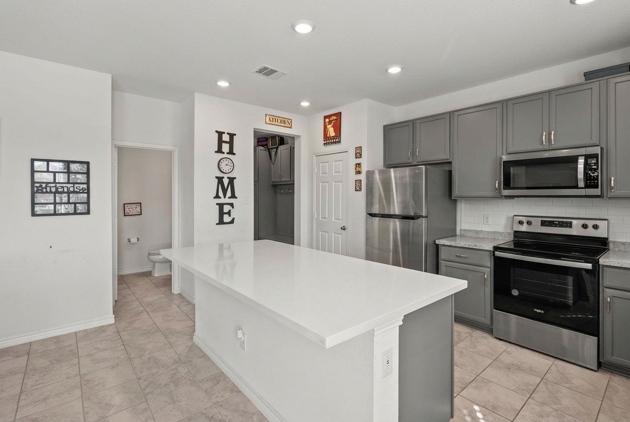 2800 Weston Road Aubrey TX 76227