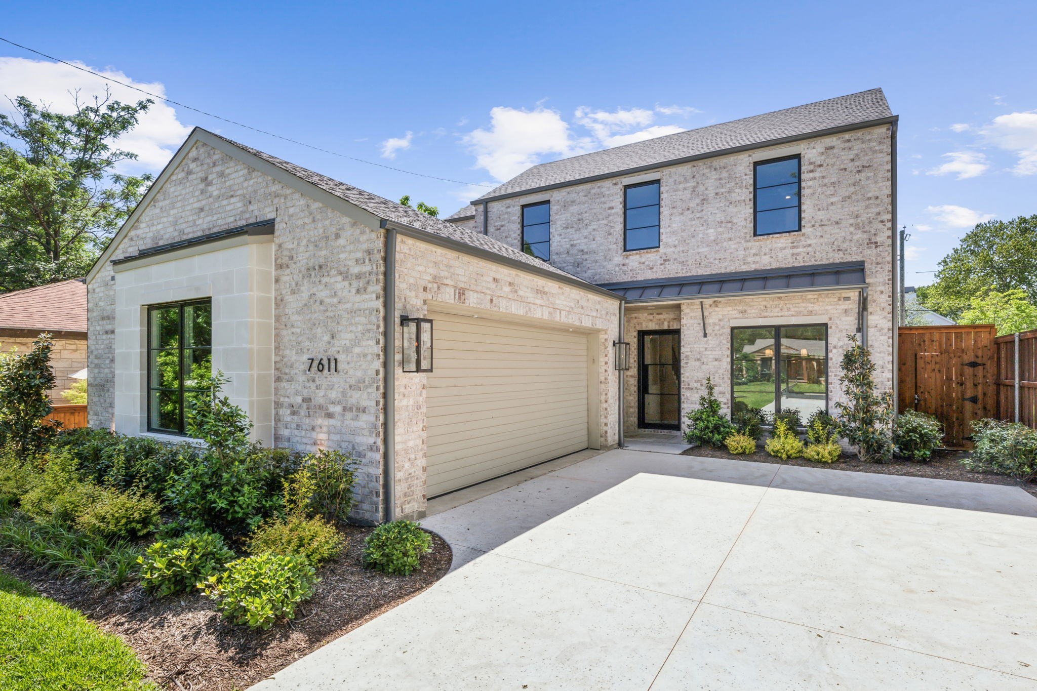 7611 Caillet Street Dallas TX 75209