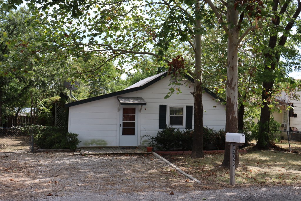 7226 County Road 965 Nevada TX 75173