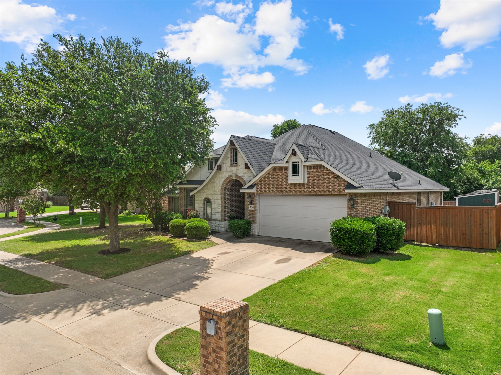 726 Celebrity Court Midlothian TX 76065