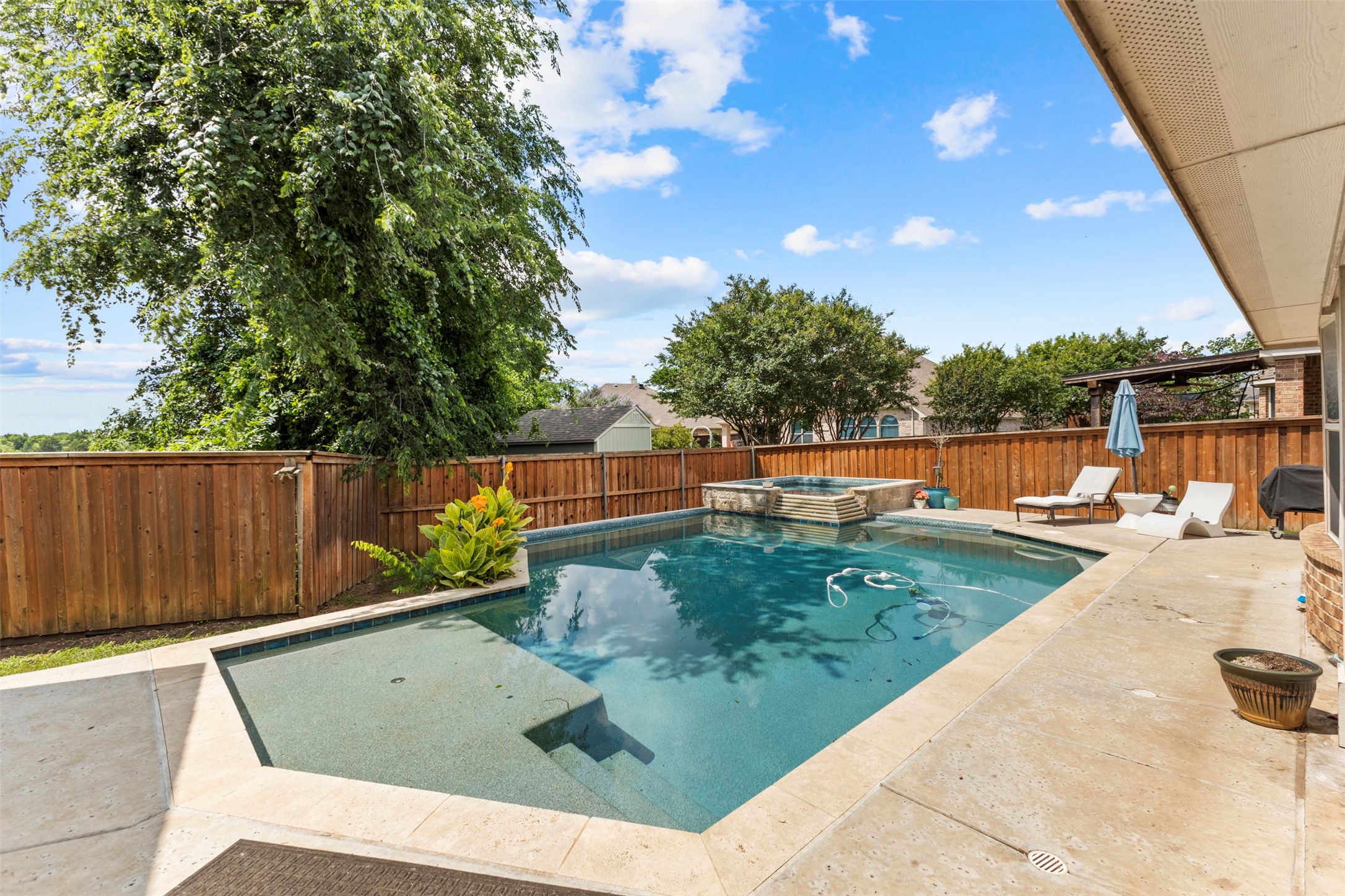 726 Celebrity Court Midlothian TX 76065