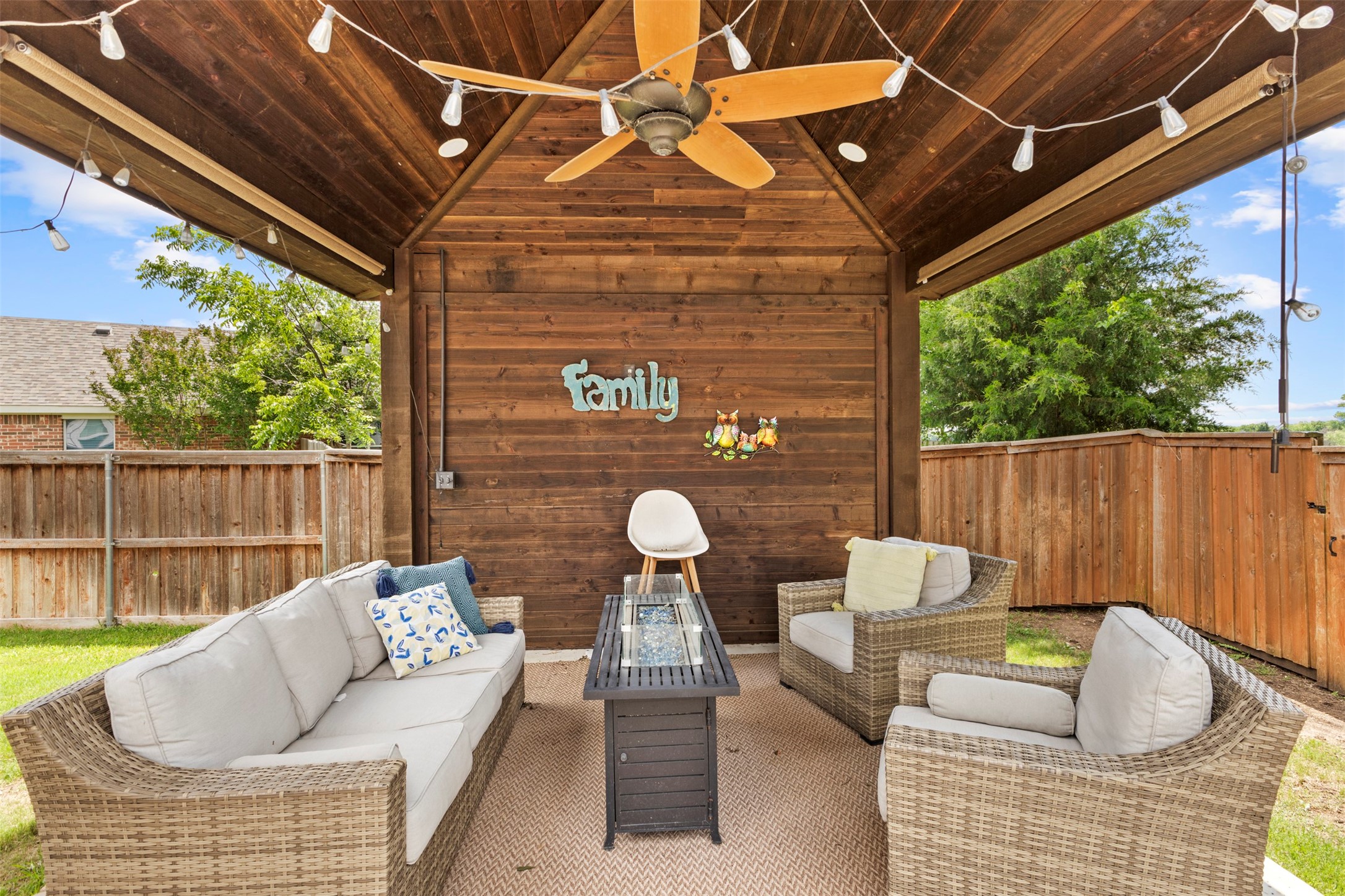 726 Celebrity Court Midlothian TX 76065